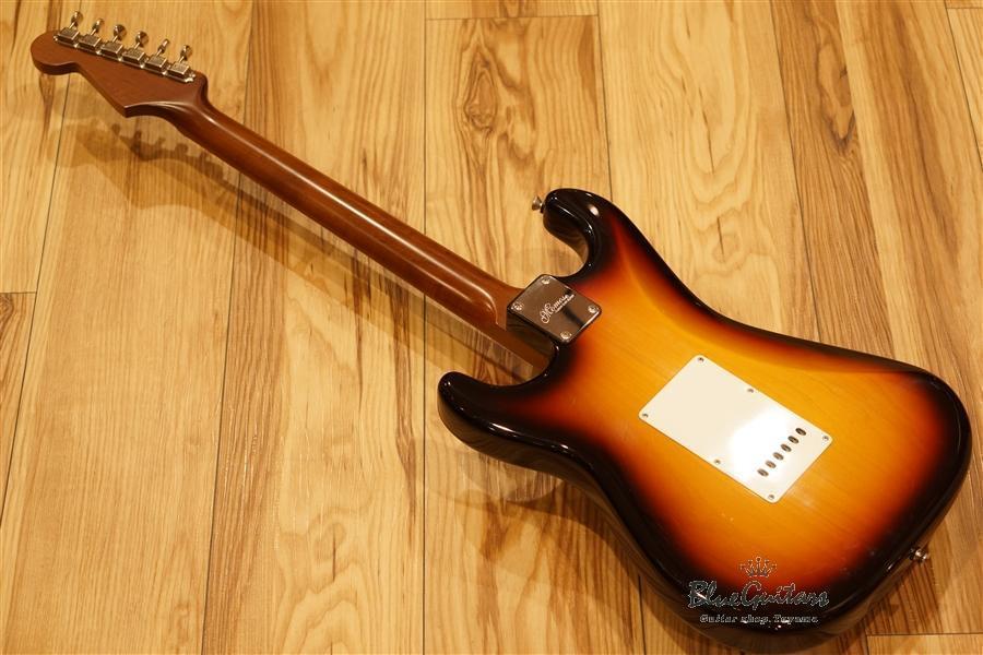 MOMOSE MST1-TW/NJ - 3-Tone Sunburst | Blue Guitars Online Store