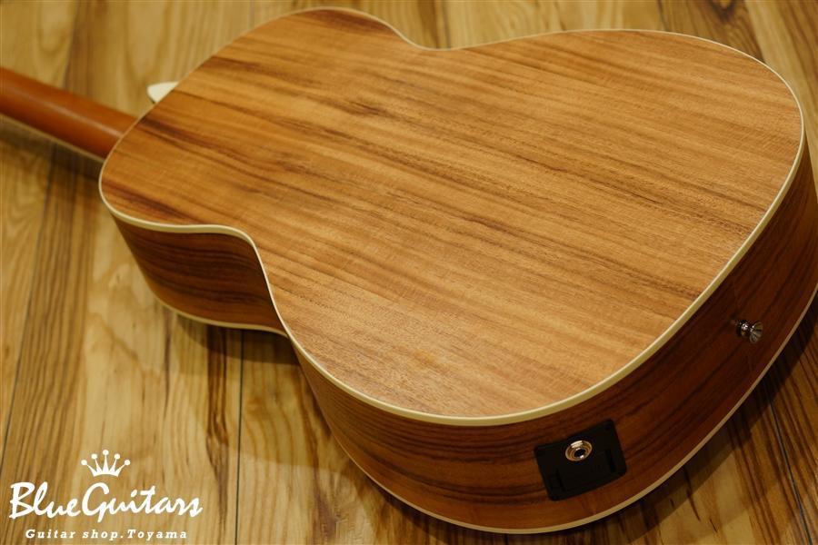 Stella STLPEA-K14 (Stella Parlor Ele/Acoustic KOA) | Blue Guitars