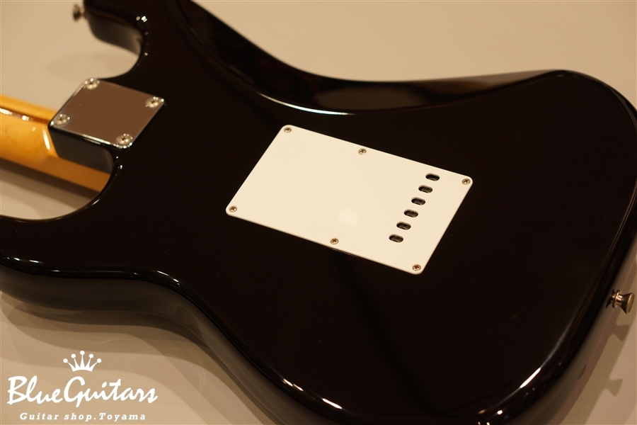 Fender JAPAN ST57-22TX - Black | Blue Guitars Online Store