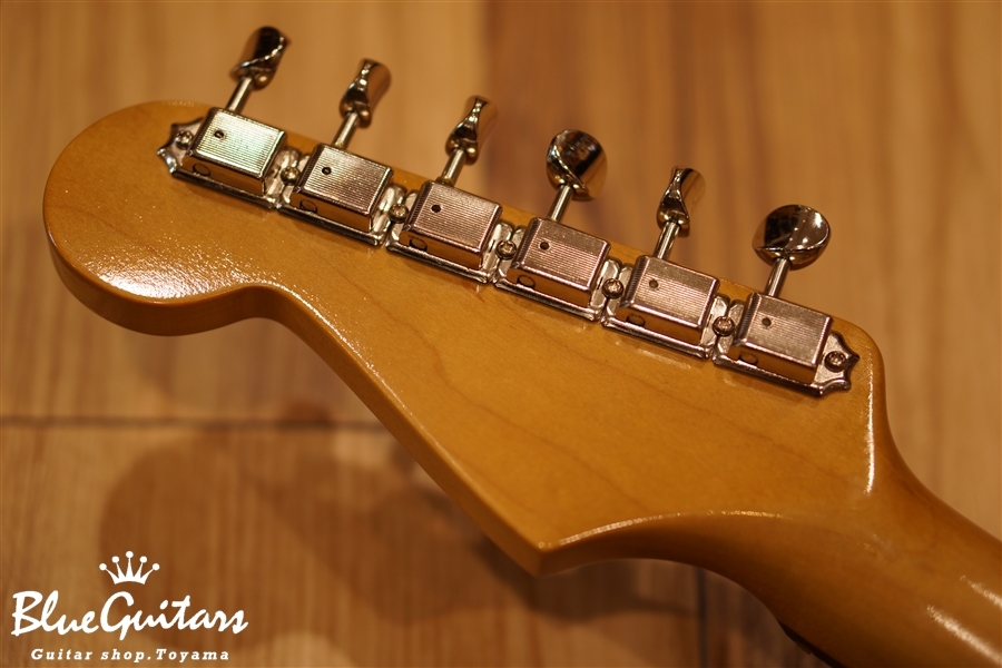 g7-ST Type1 - Faded 3-Tone Sunburst