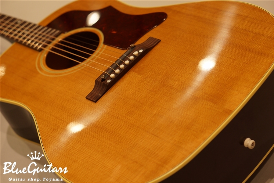 Gibson 1966 J-50 ADJ - Antique Ntural | Blue Guitars Online Store