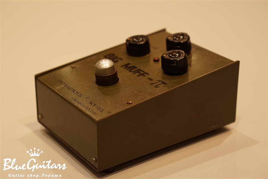 Electro-Harmonix BIG MUFF-π Army Green Bubble Font | Blue