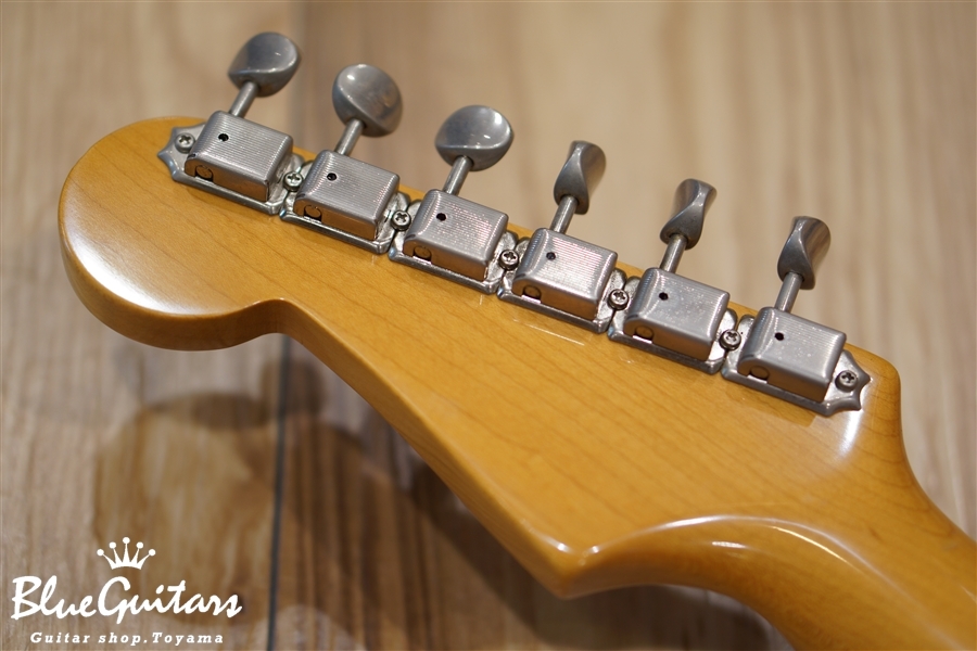 Fender JAPAN ST62-55 - Candy Apple Red | Blue Guitars Online Store