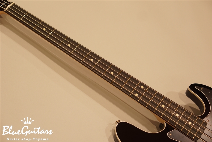 Fender Japan Aerodyne Jazz Bass 生産完了モデル Fender - Japan Exclusive Aerodyne Jazz Bass - Black | Blue Guitars