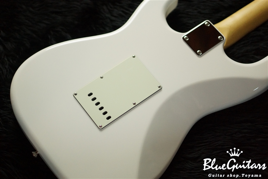 Fender Made In Japan Hybrid 60s Stratocaster - Arctic White
