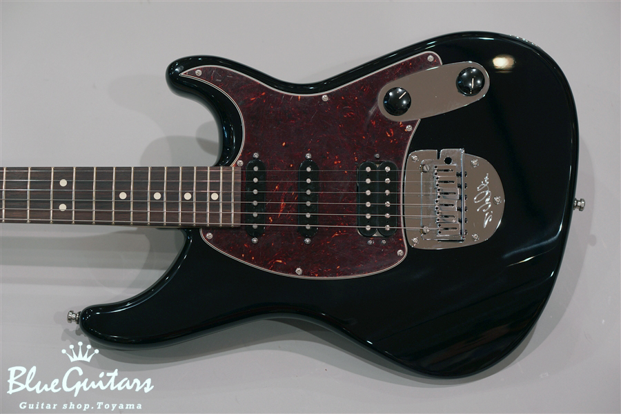 Fender Sergio Vallin Signature Guitar - BLACK | Blue Guitars Online Store