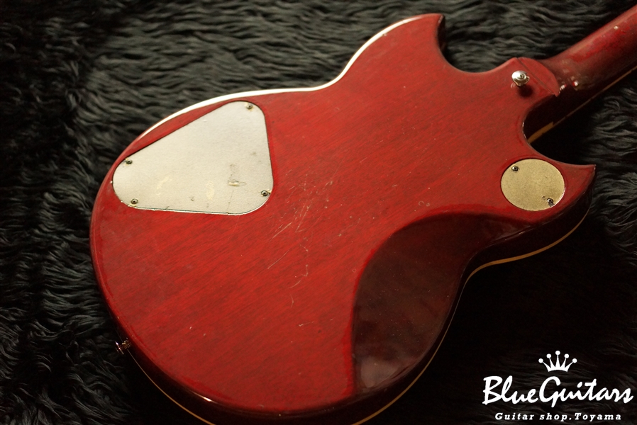 YAMAHA SG800S - Red Sunburst | Blue Guitars Online Store