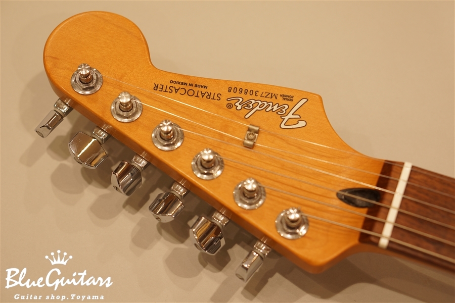 Fender Mexico Standard Stratocaster - OWH w/ Seymour Duncan / SHPGP1b |  Blue Guitars Online Store