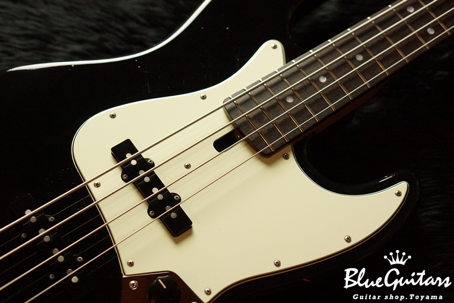 K.Nyui Custom Guitars KNJB - BLK | Blue Guitars Online Store