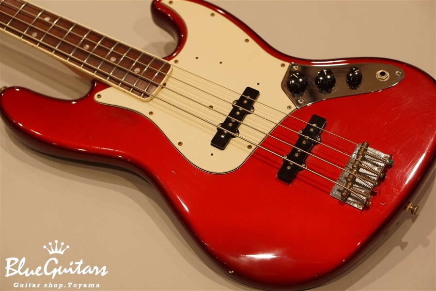 Fender Custom Shop Master Built Custom 1965 Jazz Bass by Art Esparza -  Candy Apple Red | Blue Guitars Online Store
