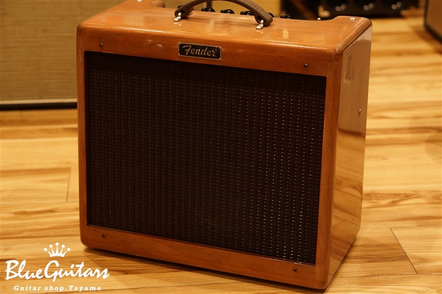 Marshall Blues Junior FSR Dark Stained Maple Wood | Blue Marshall Blues Junior FSR Dark Stained Maple Wood | Blue