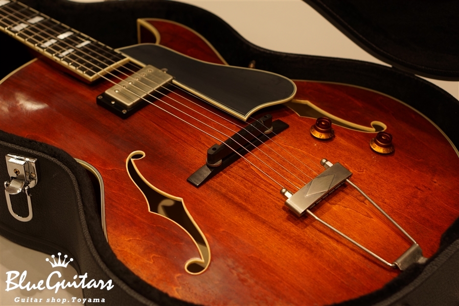 Eastman AR-175CE - Vintage Finish | Blue Guitars Online Store