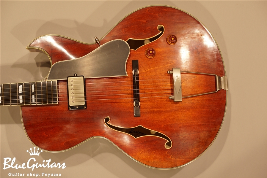 Eastman AR-175CE - Vintage Finish | Blue Guitars Online Store