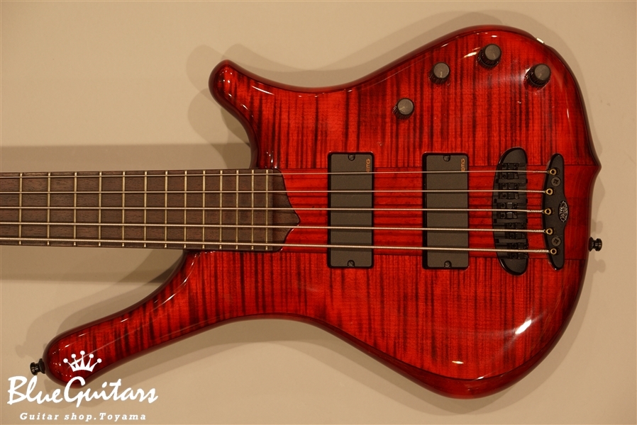 MAYONES Comodous Classic 5 - Liquid Red | Blue Guitars Online Store