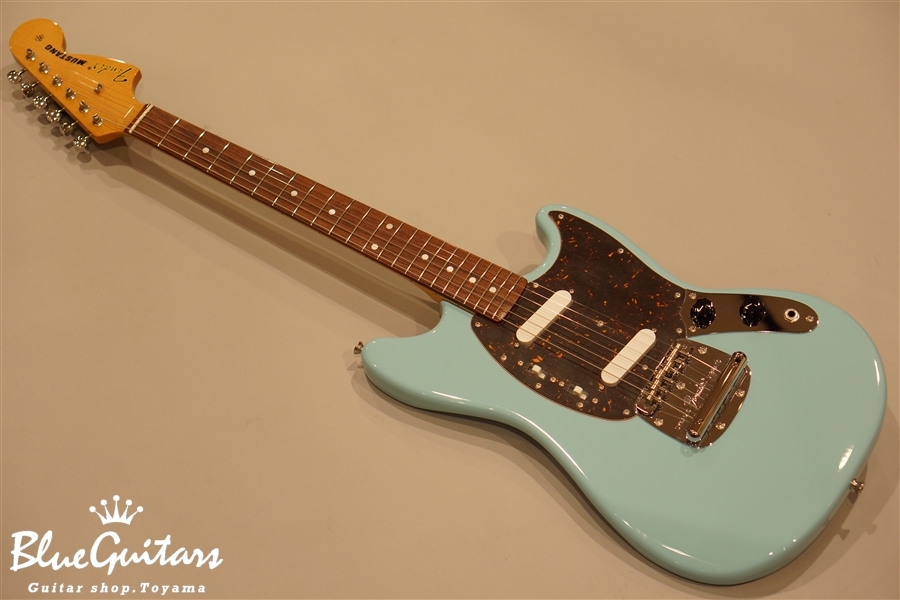 Fender JAPAN MG69 - Sonic Blue | Blue Guitars Online Store