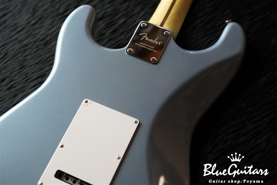 Made in Japan 2019 Limited Collection Stratocaster - Ice Blue Metallic
