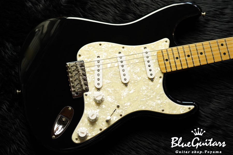 Fender Mexico 60th Anniv. STRATOCASTER - Black w/ Mid Booster 