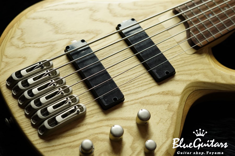 ベース Ibanez BTB556AH NTF ベース Ibanez BTB556AH NTF Ibanez BTB556AH NTF 6-String Bass