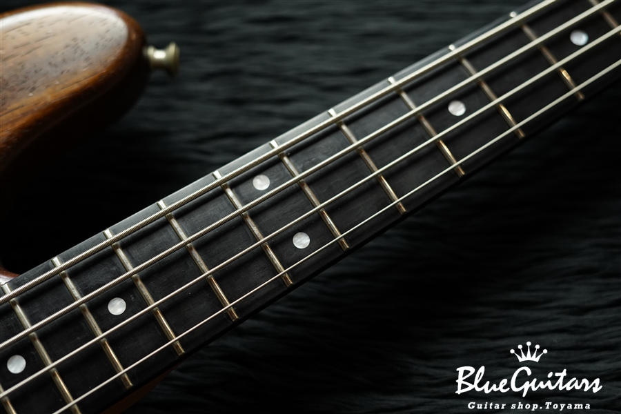 Moon JJ-4 Walnut / Active | Blue Guitars Online Store