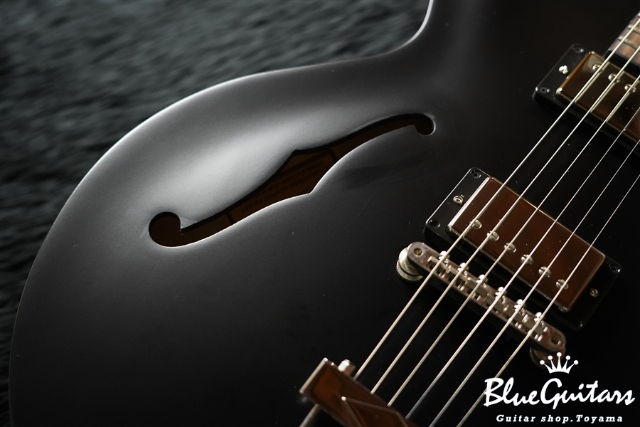 Memphis ES-330 2018 - Satin Ebony