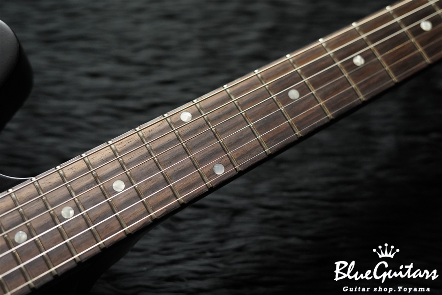 Memphis ES-330 2018 - Satin Ebony