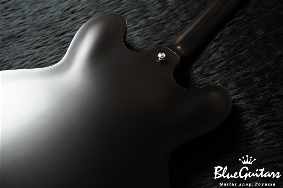 Memphis ES-330 2018 - Satin Ebony