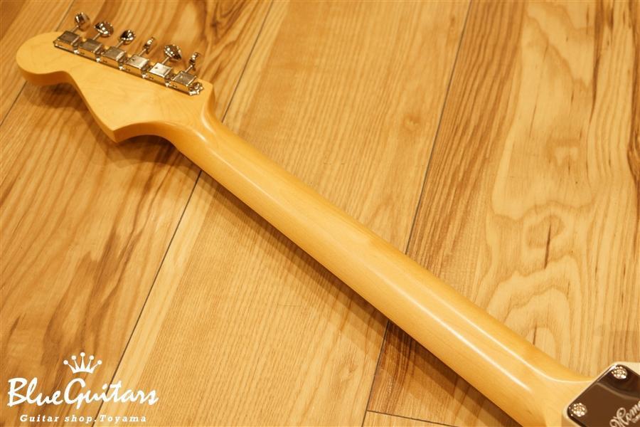 MOMOSE MJM1-STD/NJ - Olympic White (Matching Head) | Blue MOMOSE MJM1-STD/NJ - Olympic White (Matching Head) | Blue