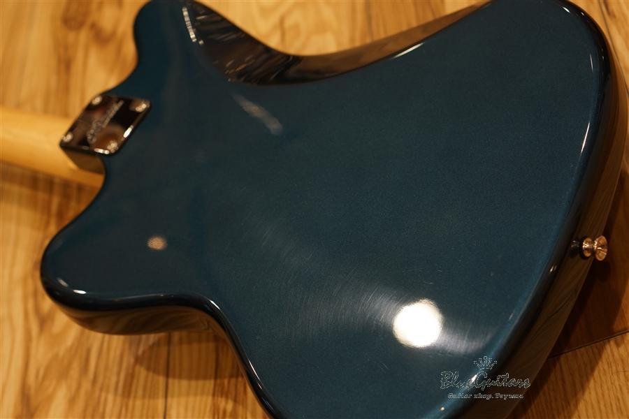 MOMOSE MJM1-STD/NJ - Dark Lake Placid Blue | Blue Guitars