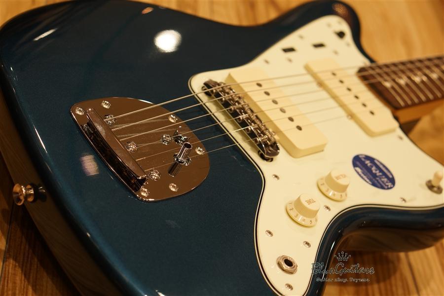 MOMOSE MJM1-STD/NJ - Dark Lake Placid Blue | Blue Guitars