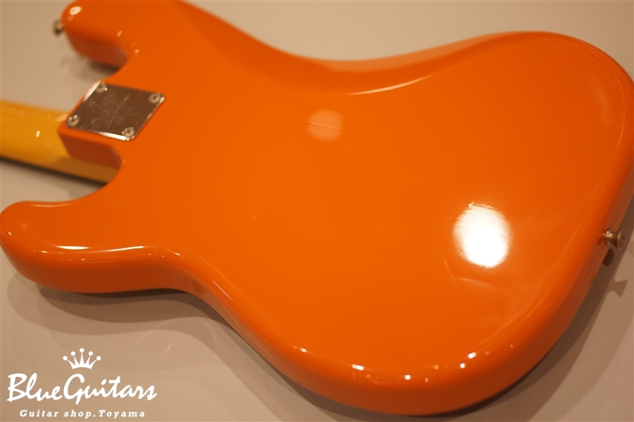 Fender JAPAN PB70-70US - Capri Orange | Blue Guitars Online Store