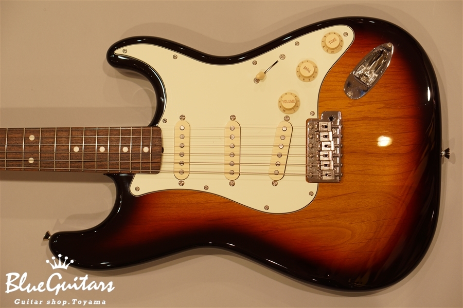 Fender - Japan Exclusive Classic 60s Stratocaster Texas Special