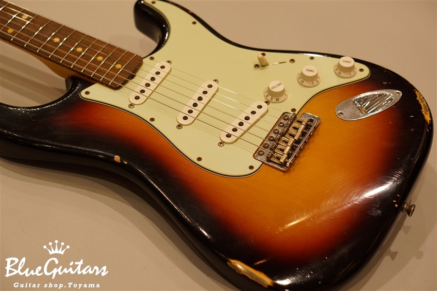 1960 Stratocaster Relic - 3-Color Sunburst