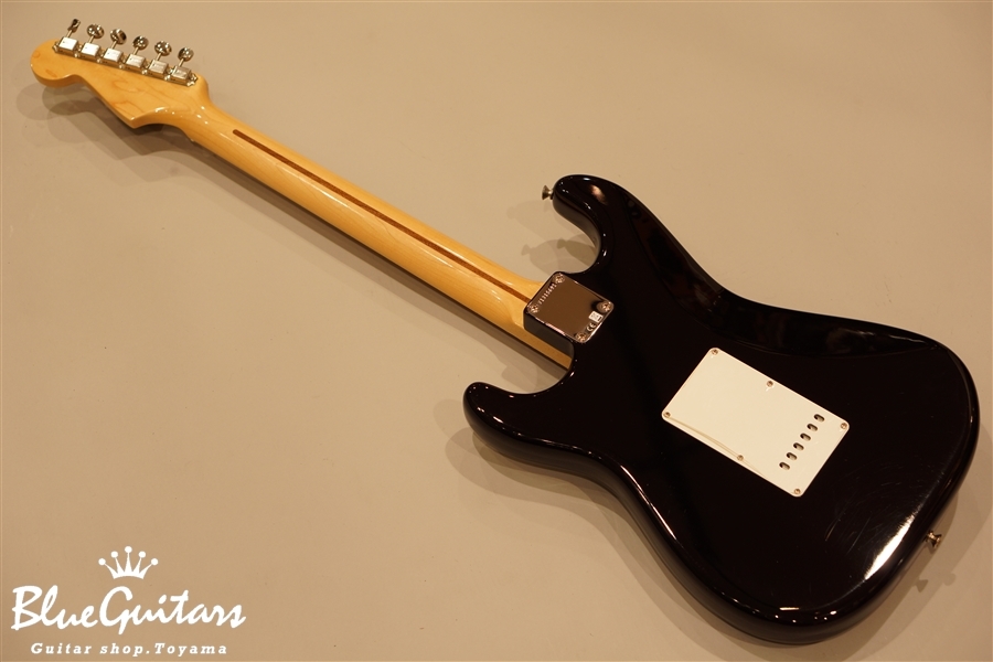 Fender USA AMERICAN VINTAGE '56 STRATOCASTER - Black | Blue 