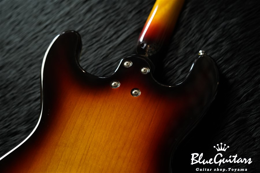 ARIA VM-2001 The Ventures 40th Anniversary model - Sunburst