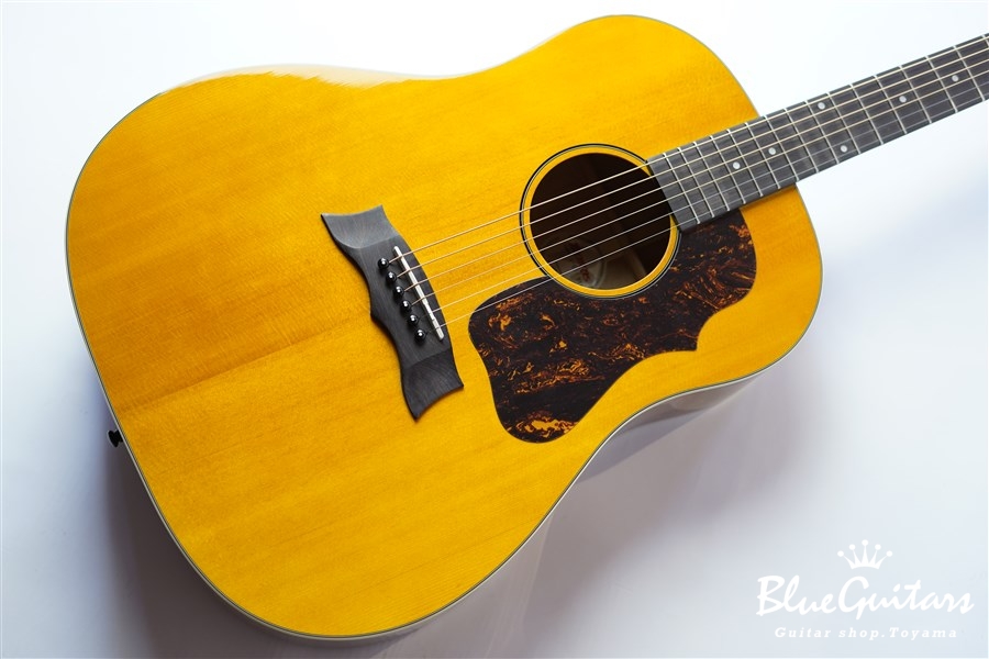 yellow acoustic guitar