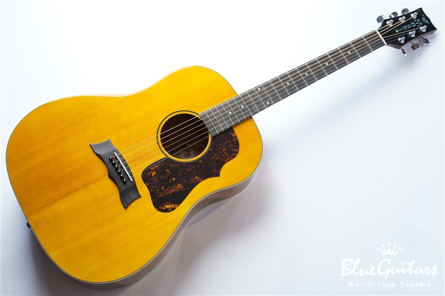 yellow acoustic guitar