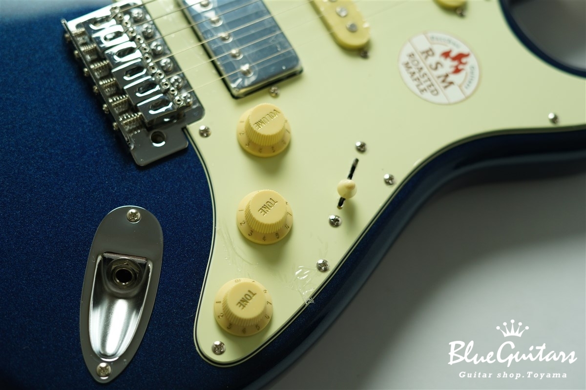 Bacchus BST-2-RSM/R - Deep Lake Placid Blue | Blue Guitars Online
