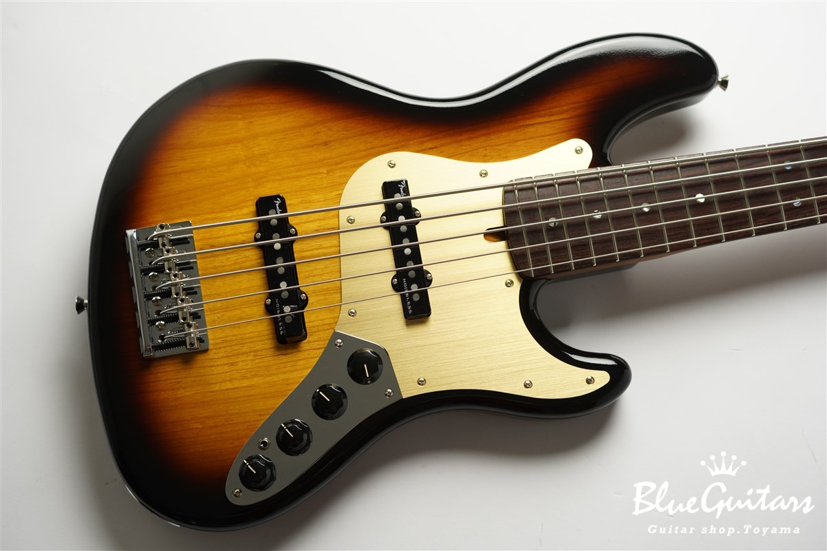 Fender Deluxe Jazz Bass V Kazuki Arai Edition - 2-Color Sunburst | Blue  Guitars Online Store