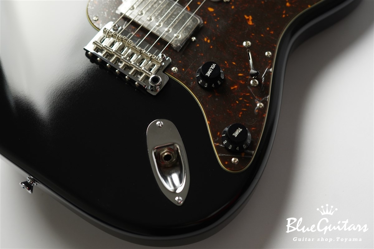 Kz Guitar Works Kz ST Trad 22 SSH7 - Black | Blue Guitars Online Store