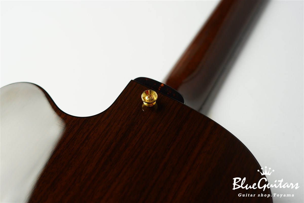 Crews Maniac Sound ES-1500C - Natural | Blue Guitars Online