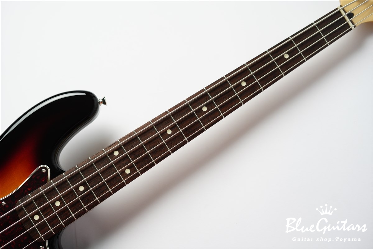 Fender エレキベース Made in Japan Traditional 60s Jazz Bass