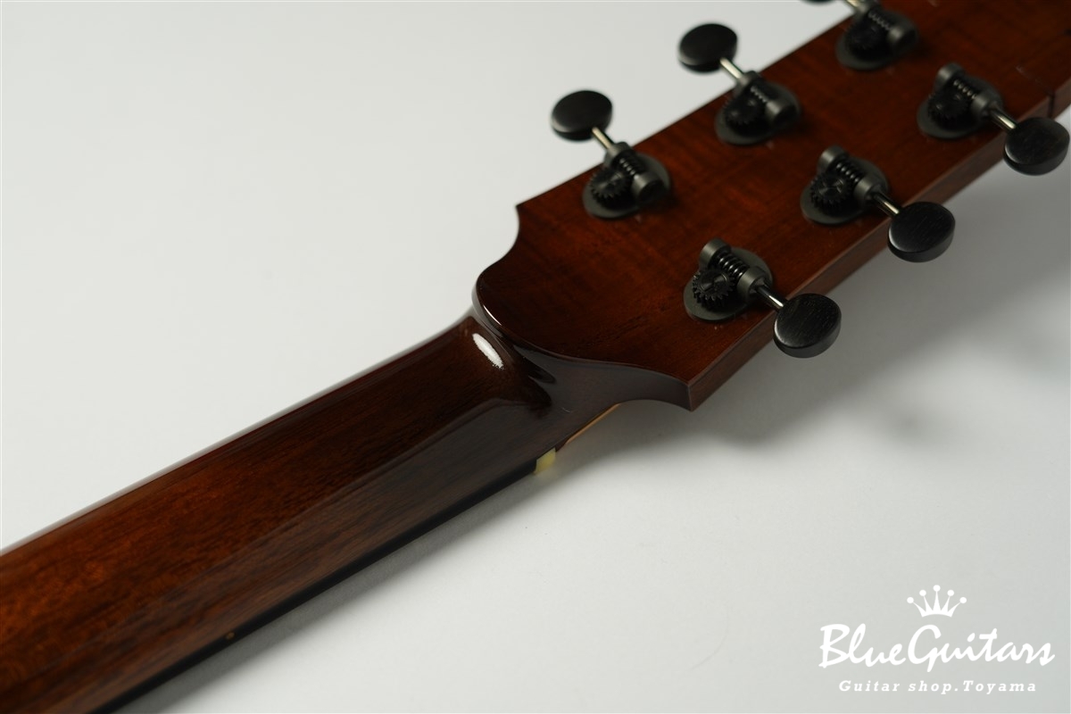 OM "Nadia" - Solid Engelmann Spruce/Solid Fiddleback Honduran Mahogany