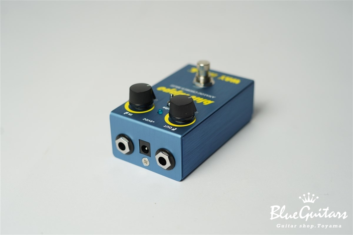 Way Huge SMALLS BLUE HIPPO ANALOG CHORUS | Blue Guitars Online Store