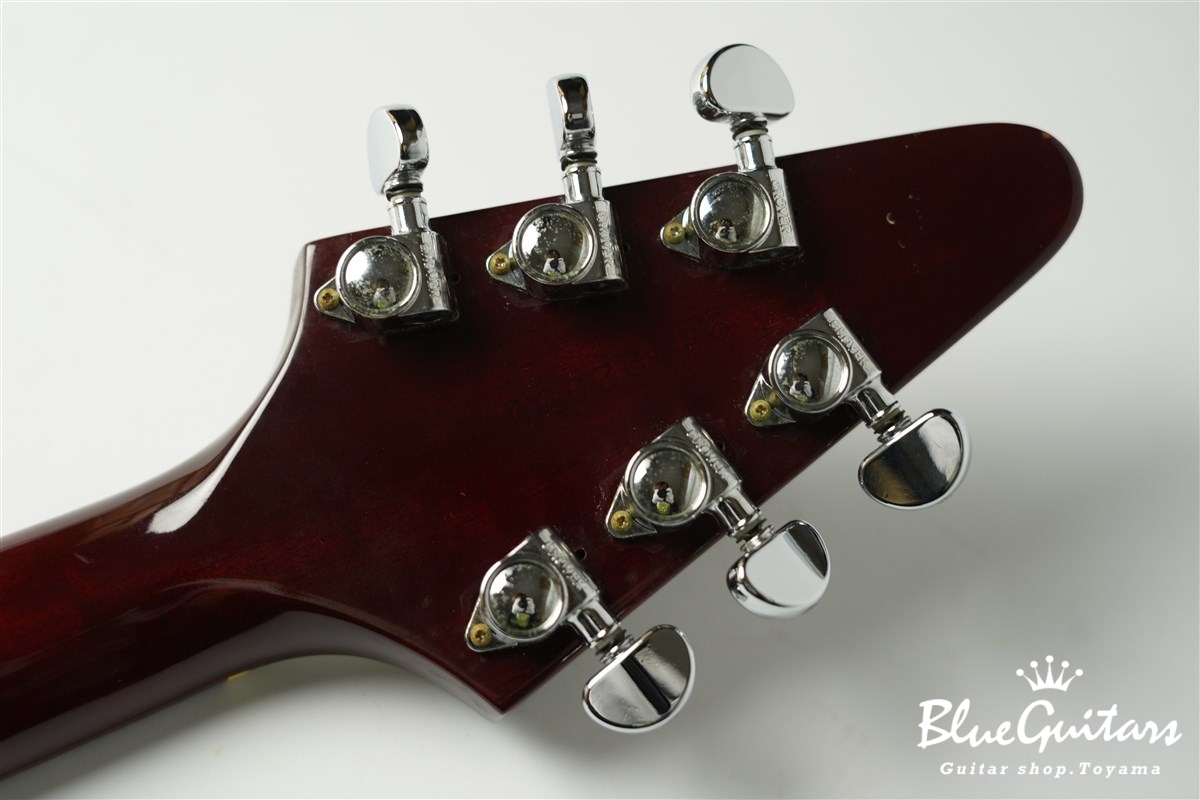 Gibson Flying V '67 - Cherry | Blue Guitars Online Store Gibson Flying V '67 - Cherry | Blue Guitars Online Store