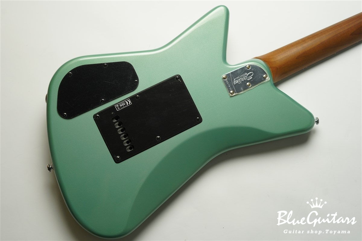 Sterling by MUSIC MAN Mariposa - Dorado Green | Blue Guitars Sterling by MUSIC MAN Mariposa - Dorado Green | Blue Guitars