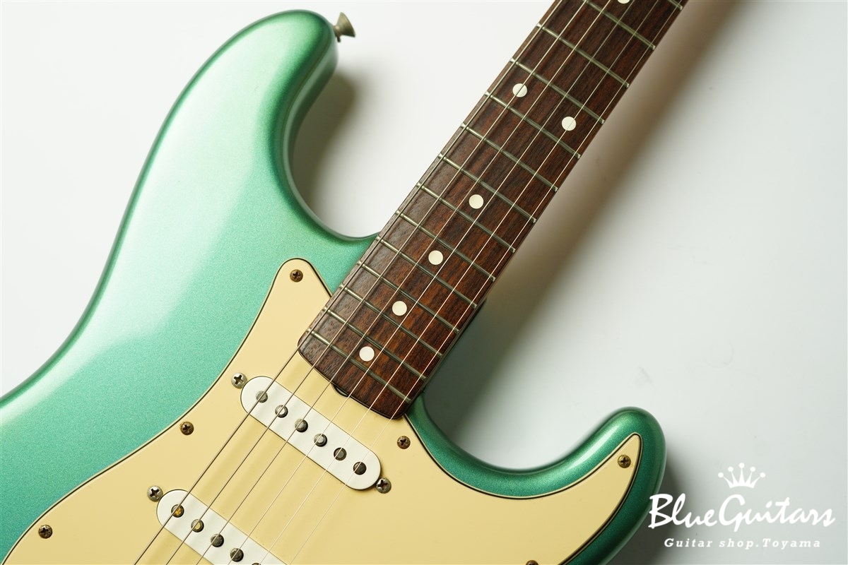 Fender American Vintage '62 Stratocaster - Ocean Turquoise ...
