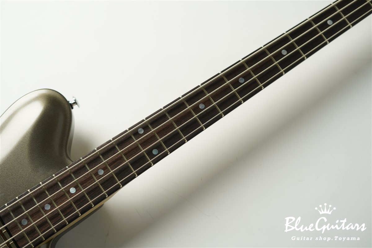 Supreme Collection Stormbreaker Bass - Charcoal Frost Metallic #23023