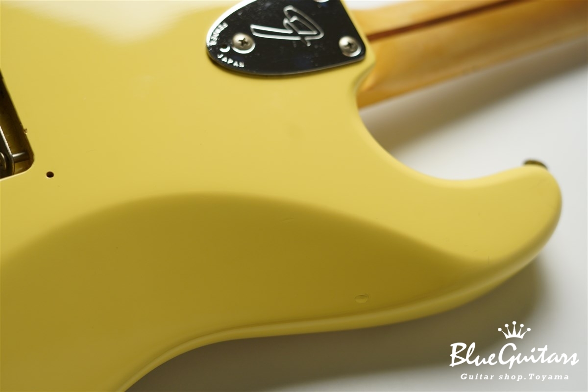 Fender JAPAN ST72-86 DSC - Yellow White | Blue Guitars Online Store