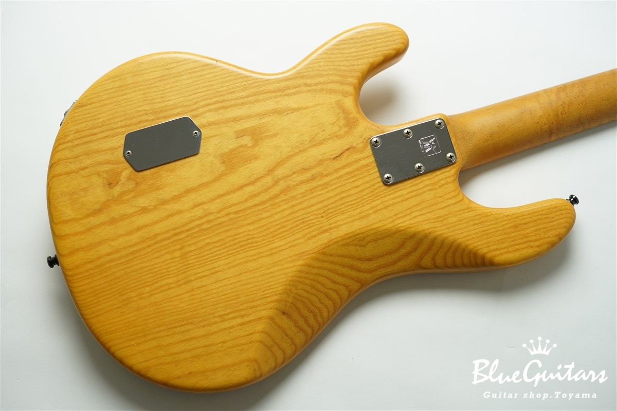 MUSIC MAN StingRay 4 - Velvet Natural | Blue Guitars Online Store