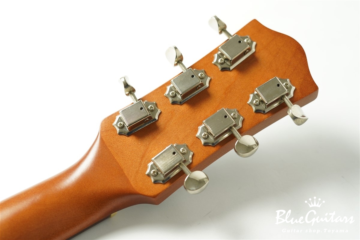 Godin 5th Avenue Kingpin P-90 - Black | Blue Guitars Online Godin 5th Avenue Kingpin P-90 - Black | Blue Guitars Online